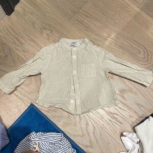Cyrillus moutarde and white summer shirt 18month